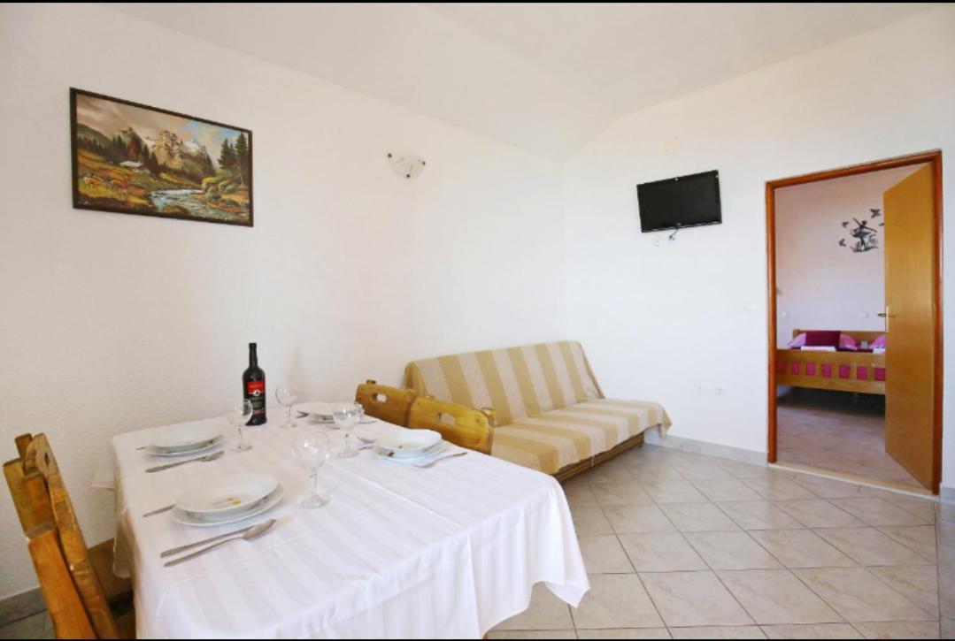 Apartmani Mirjana Tribanj-Kruscica Luaran gambar